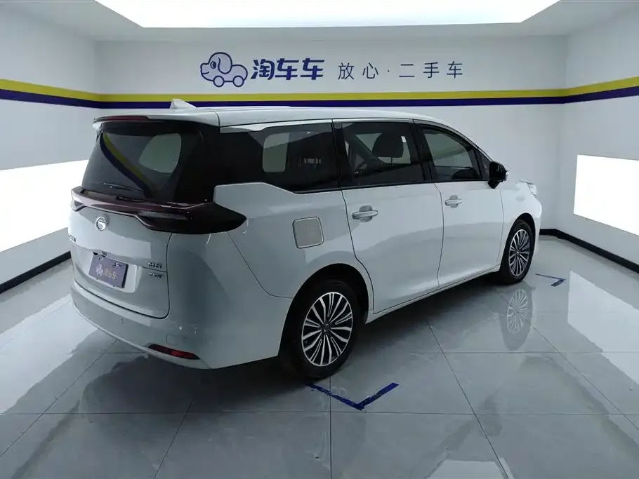 GAC Motor Trumpchi M6 — фото 3