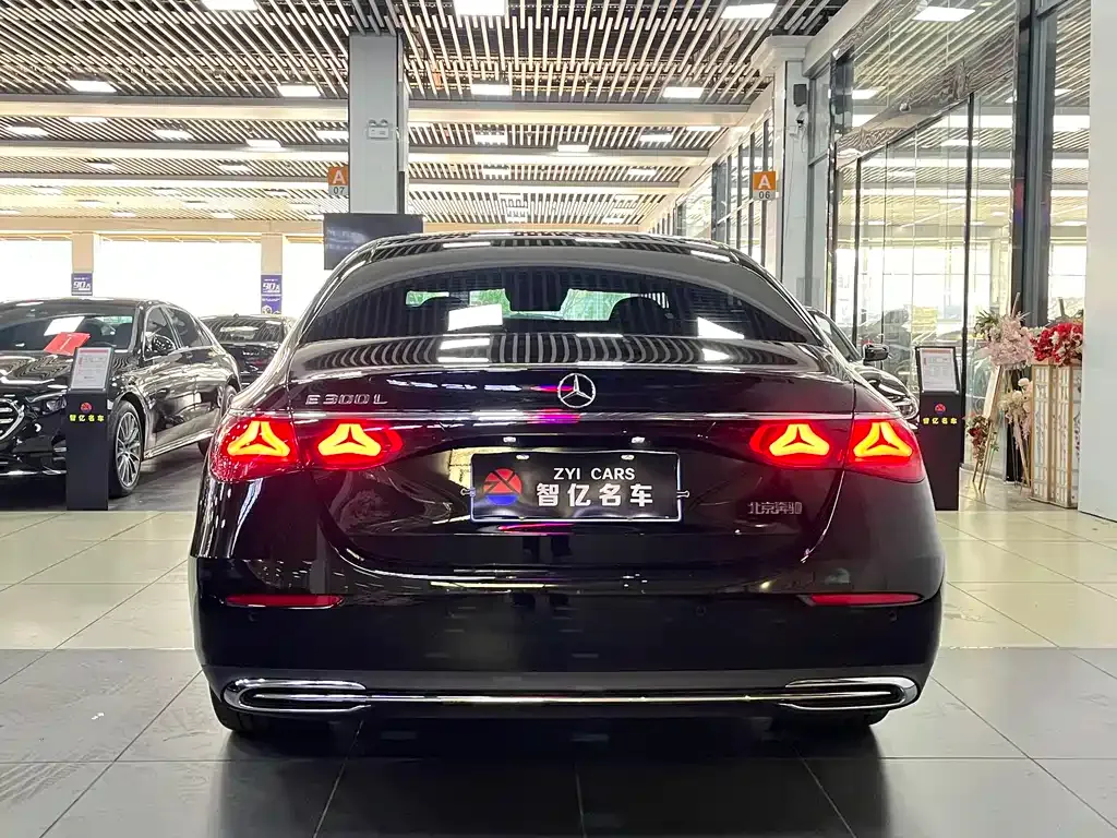 Mercedes-Benz E-Class 2024 из CN, фото 4