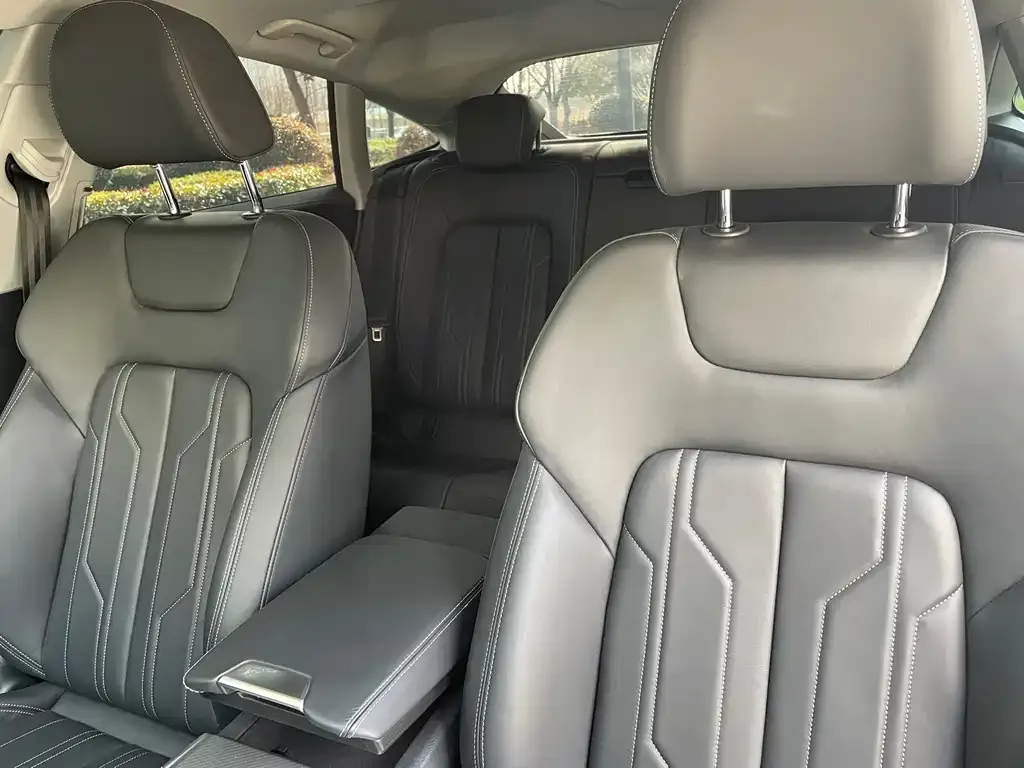 Audi A7 2025 из CN, фото 2