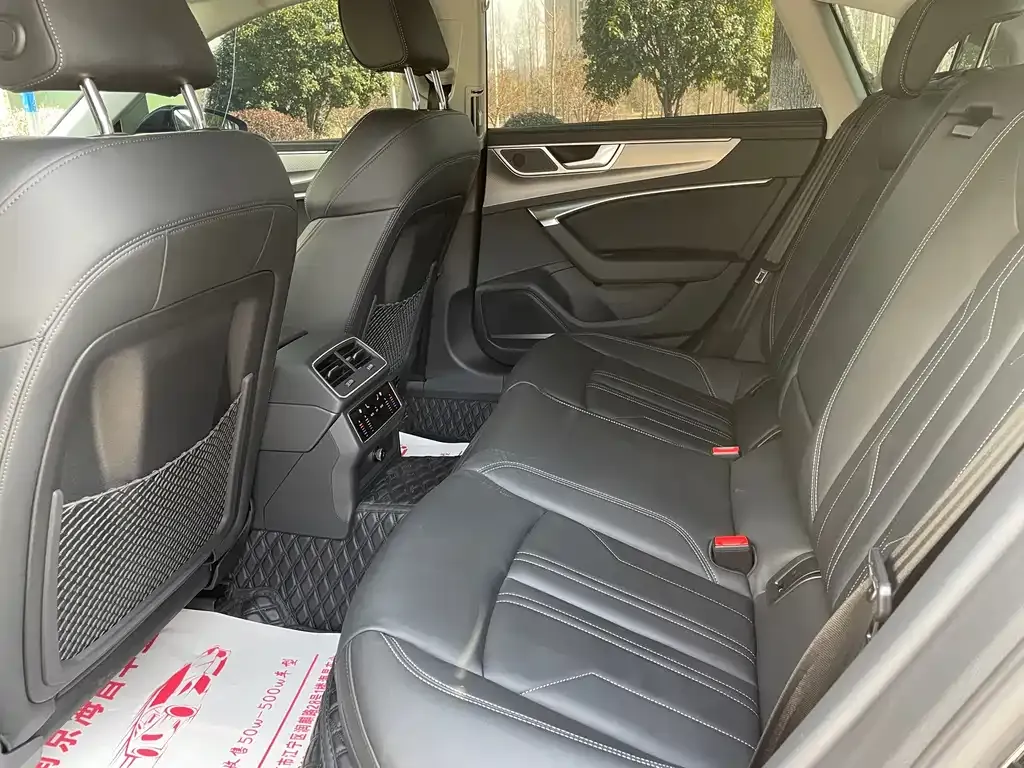 Audi A7 2025 из CN, фото 4