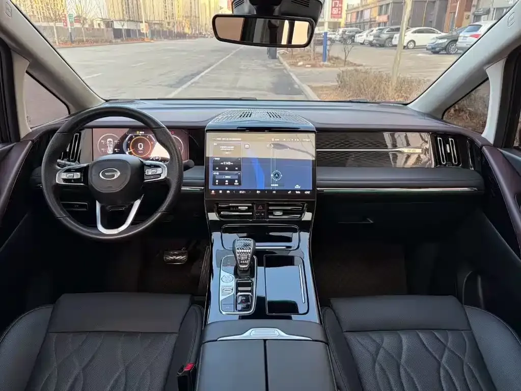 GAC Motor Trumpchi M8 — фото 2