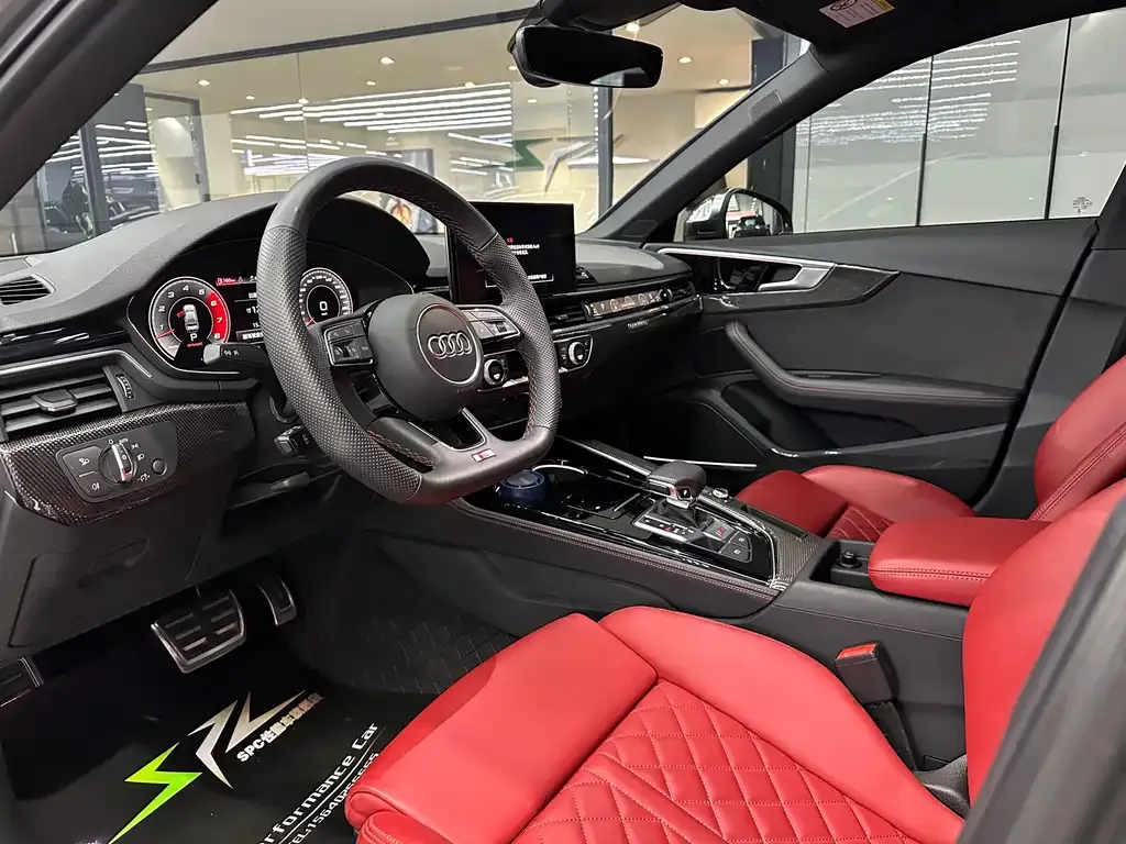 Audi S4 2024 из CN, фото 4