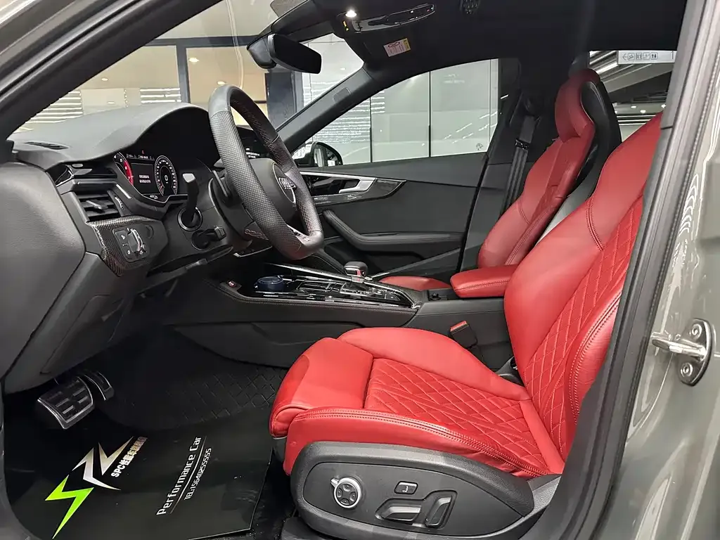 Audi S4 2024 из CN, фото 5