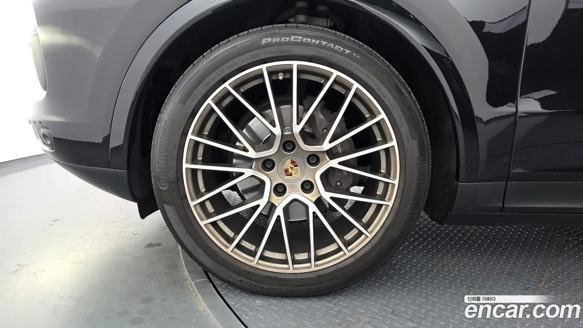 Porsche Cayenne 2023 из KR, фото 8