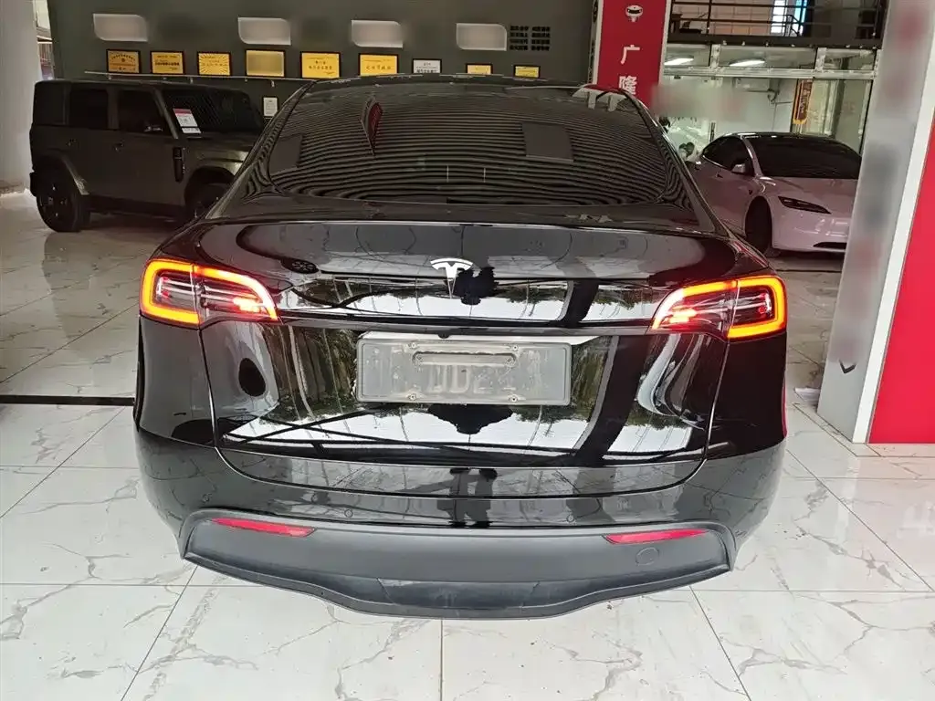 Tesla Model Y 2022 из CN, фото 10
