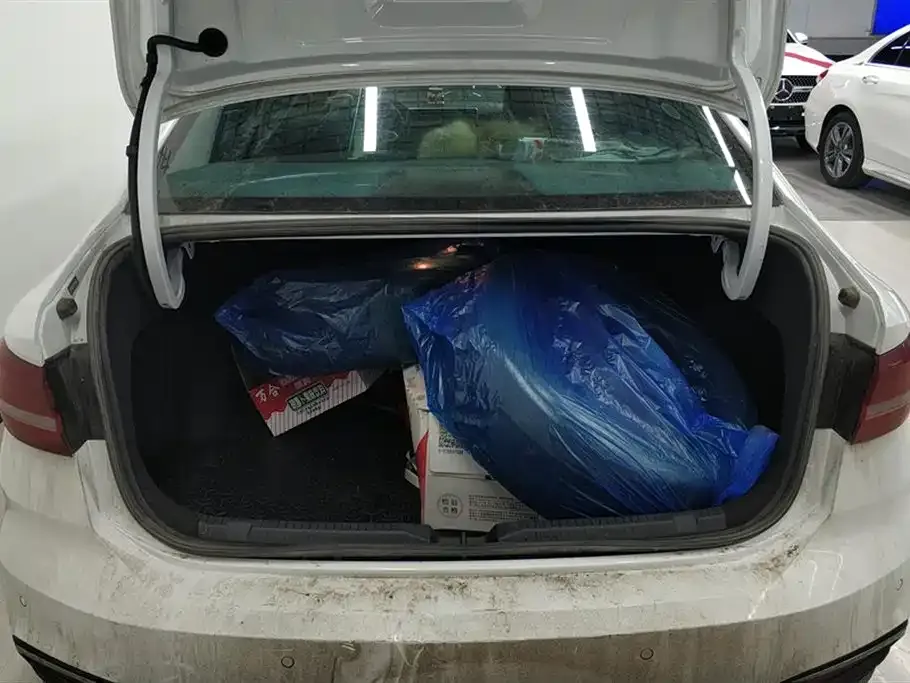 Volkswagen Lavida 2023 из CN, фото 4