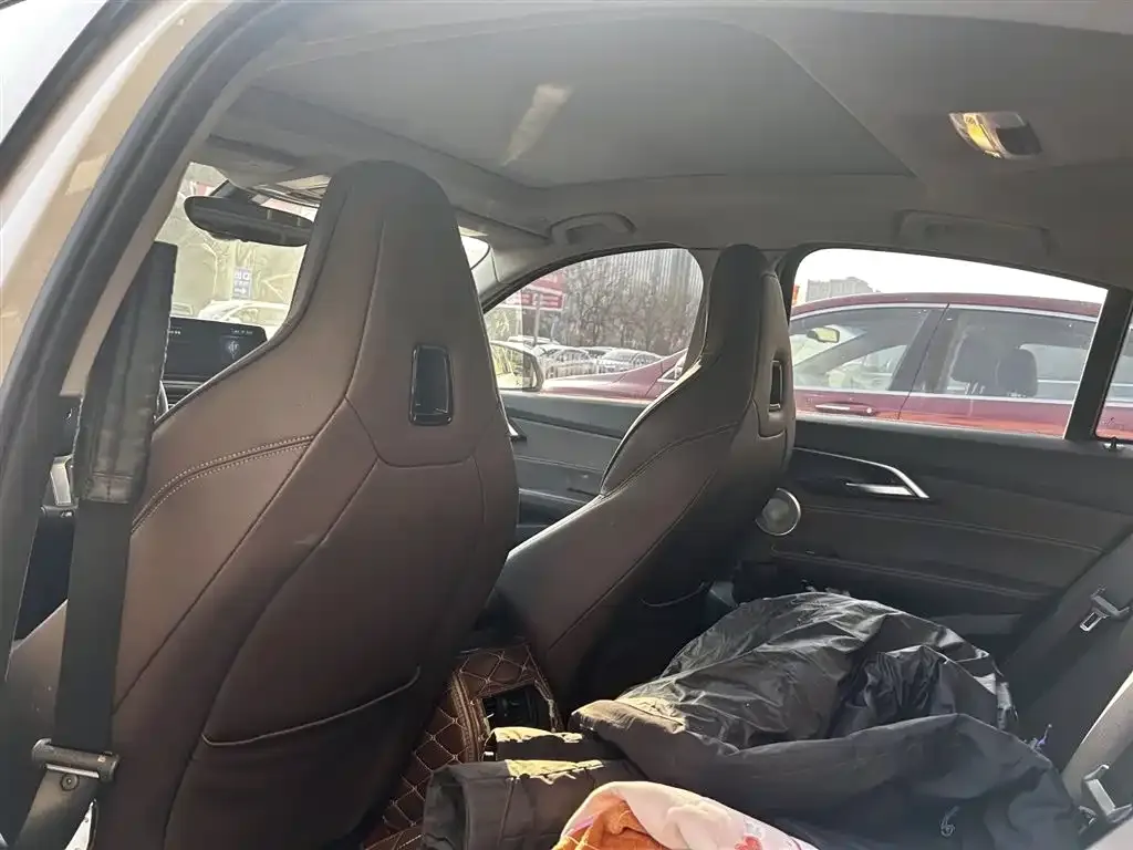 BMW 1 Series 2022 из CN, фото 3