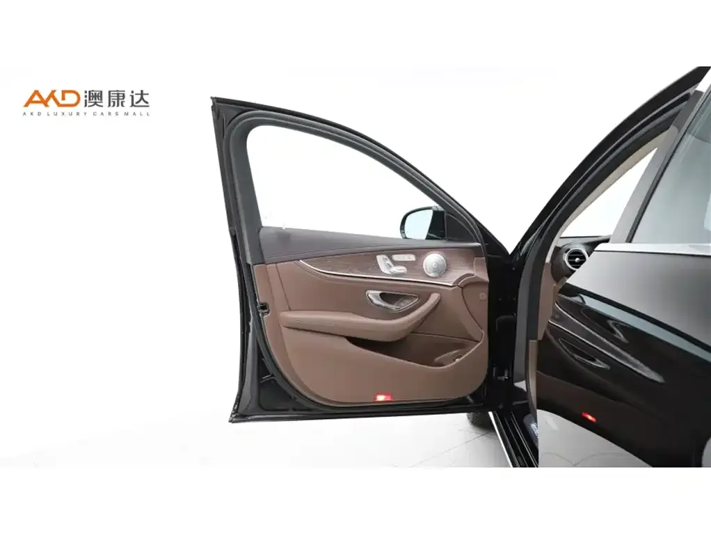 Mercedes-Benz E-Class 2021 из CN, фото 7