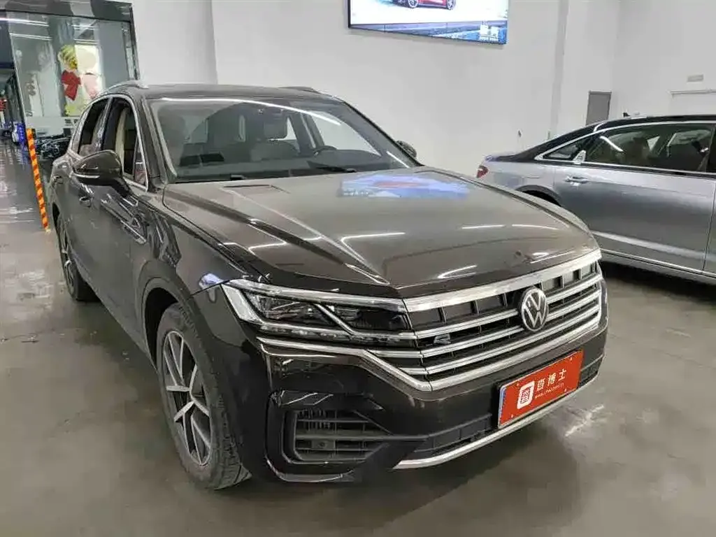 Volkswagen Touareg 2022 из CN, фото 3