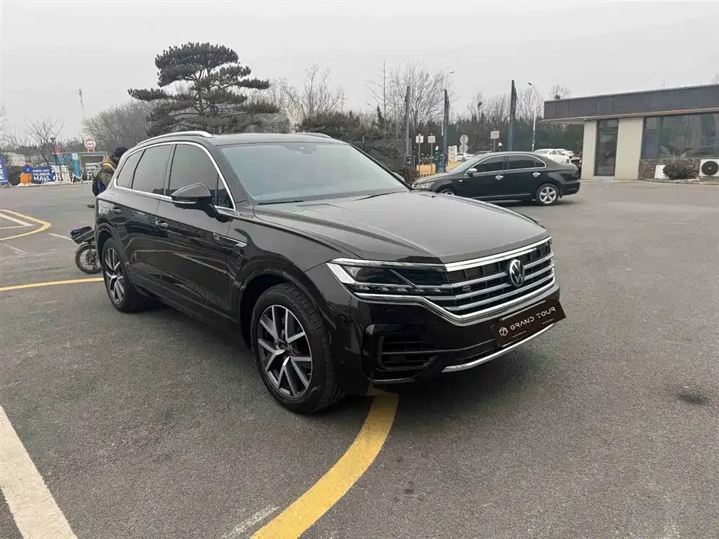 Volkswagen Touareg 2022 из CN, фото 10