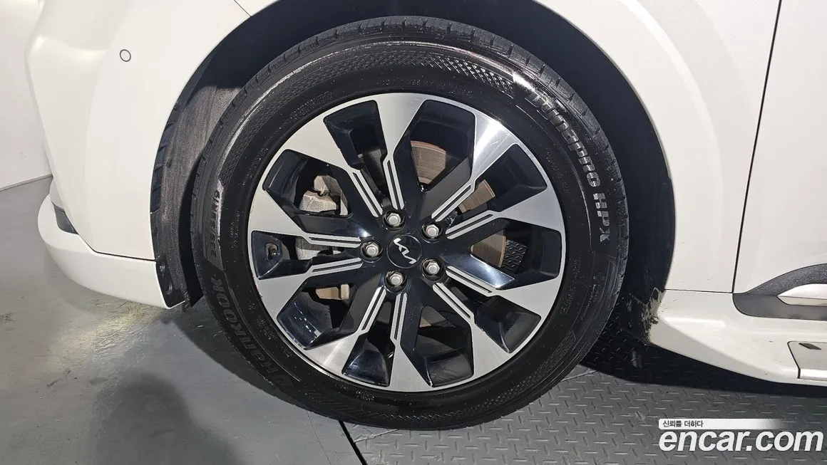 Kia Carnival 2023 из KR, фото 7