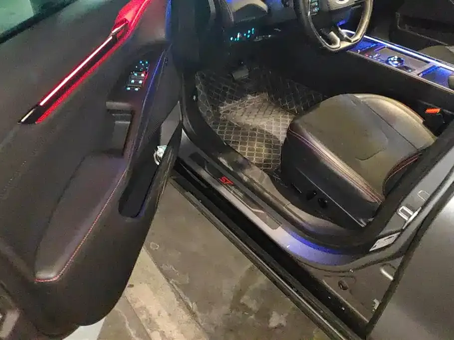 Ford Mondeo 2022 из CN, фото 8