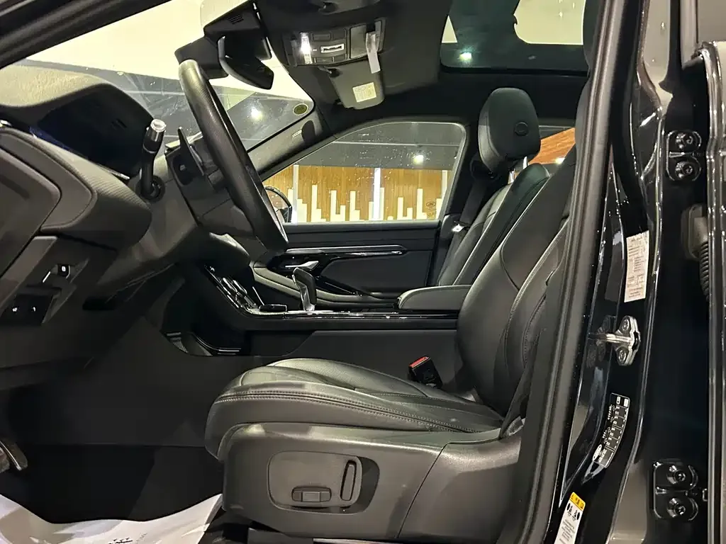Land Rover Evoque 2021 из CN, фото 4