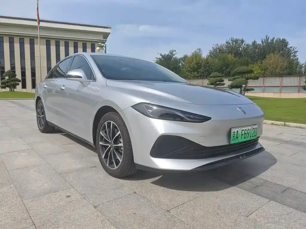 Roewe D7 2025 из CN, фото 6