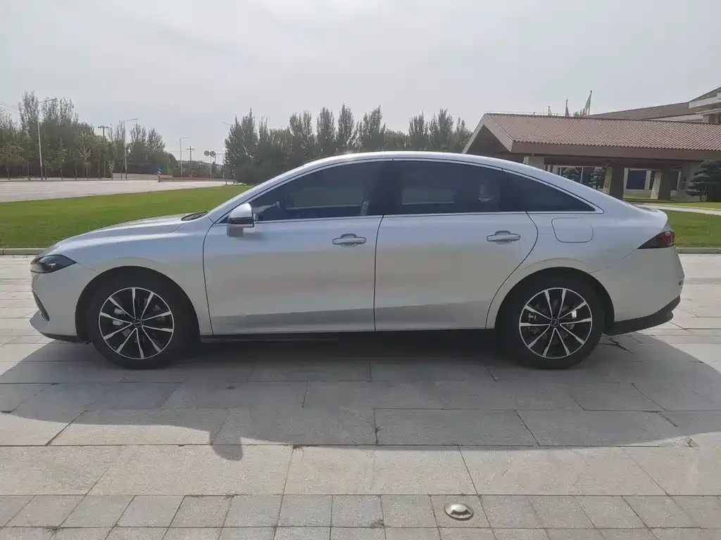 Roewe D7 2025 из CN, фото 7
