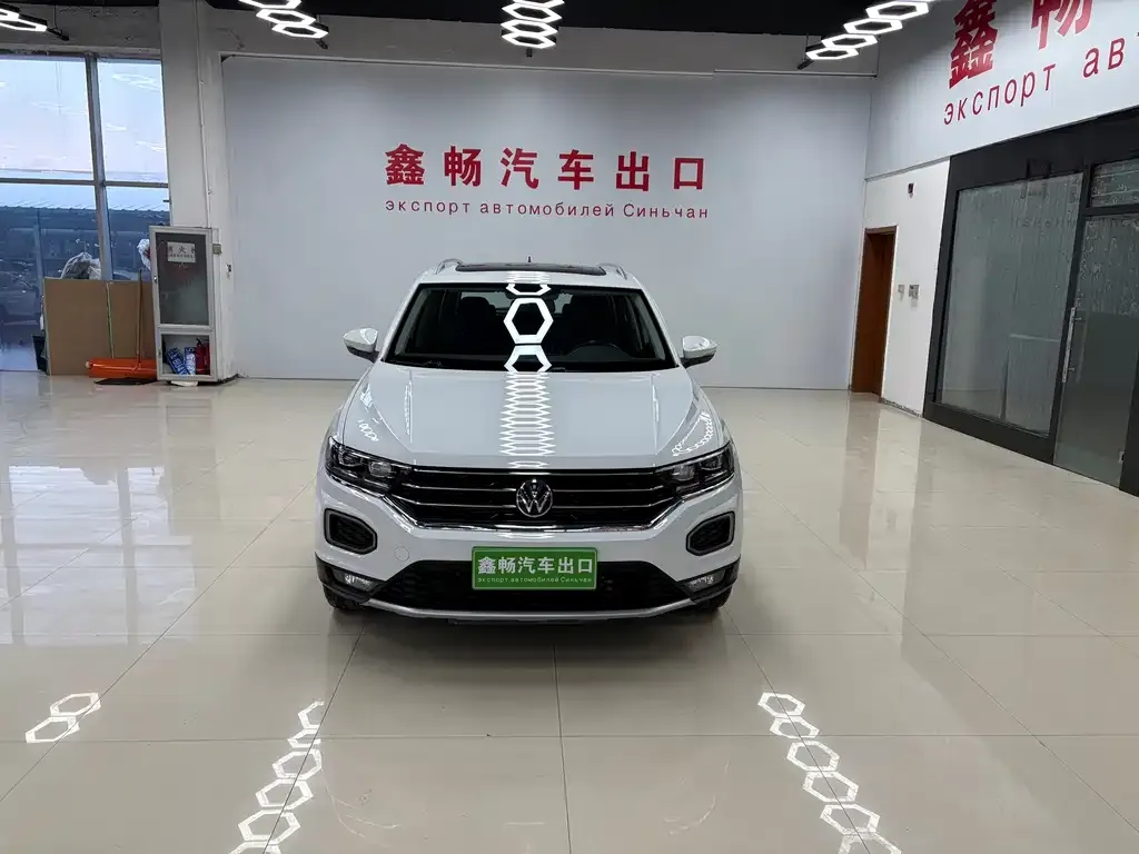 Volkswagen T-Roc 2023 из CN, фото 1
