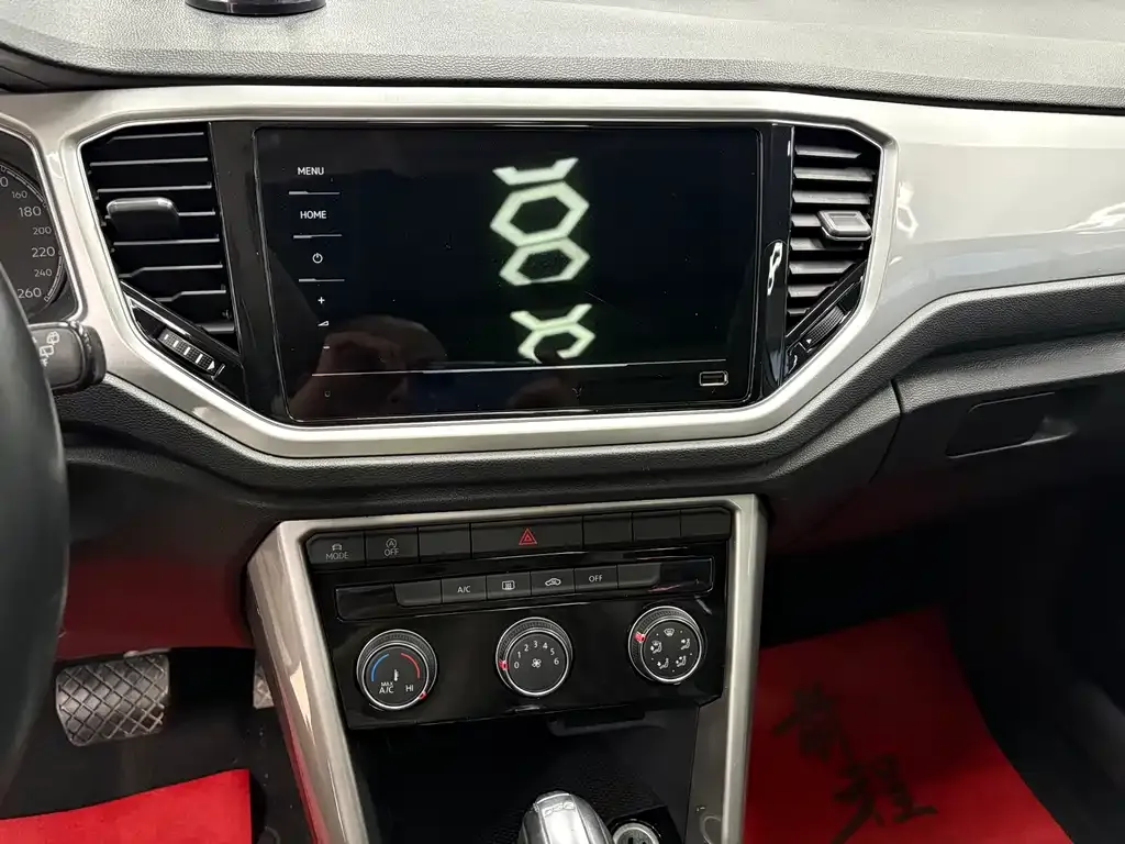 Volkswagen T-Roc 2023 из CN, фото 10