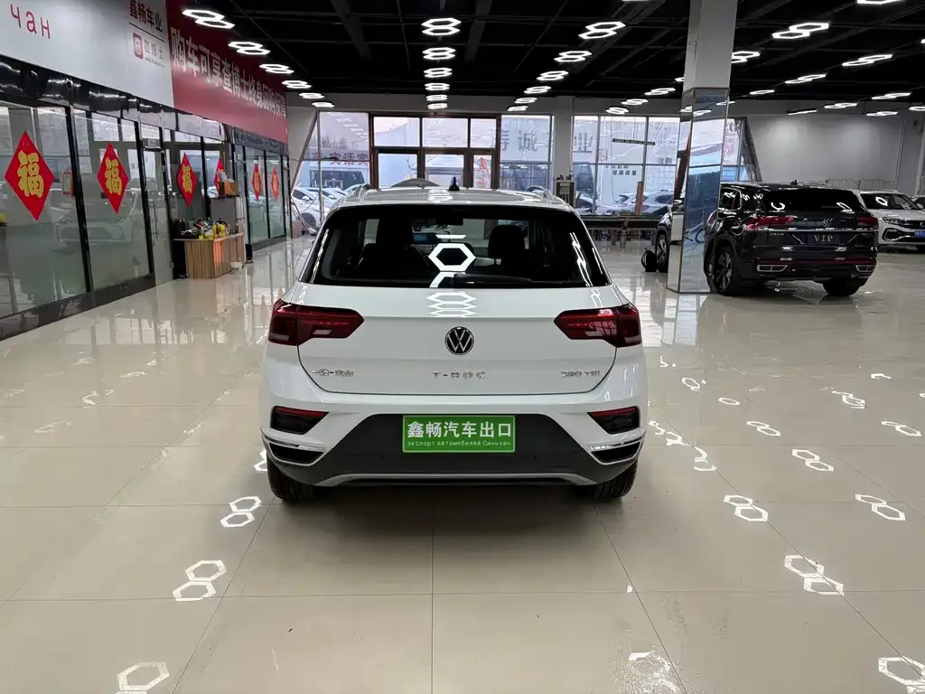 Volkswagen T-Roc 2023 из CN, фото 9