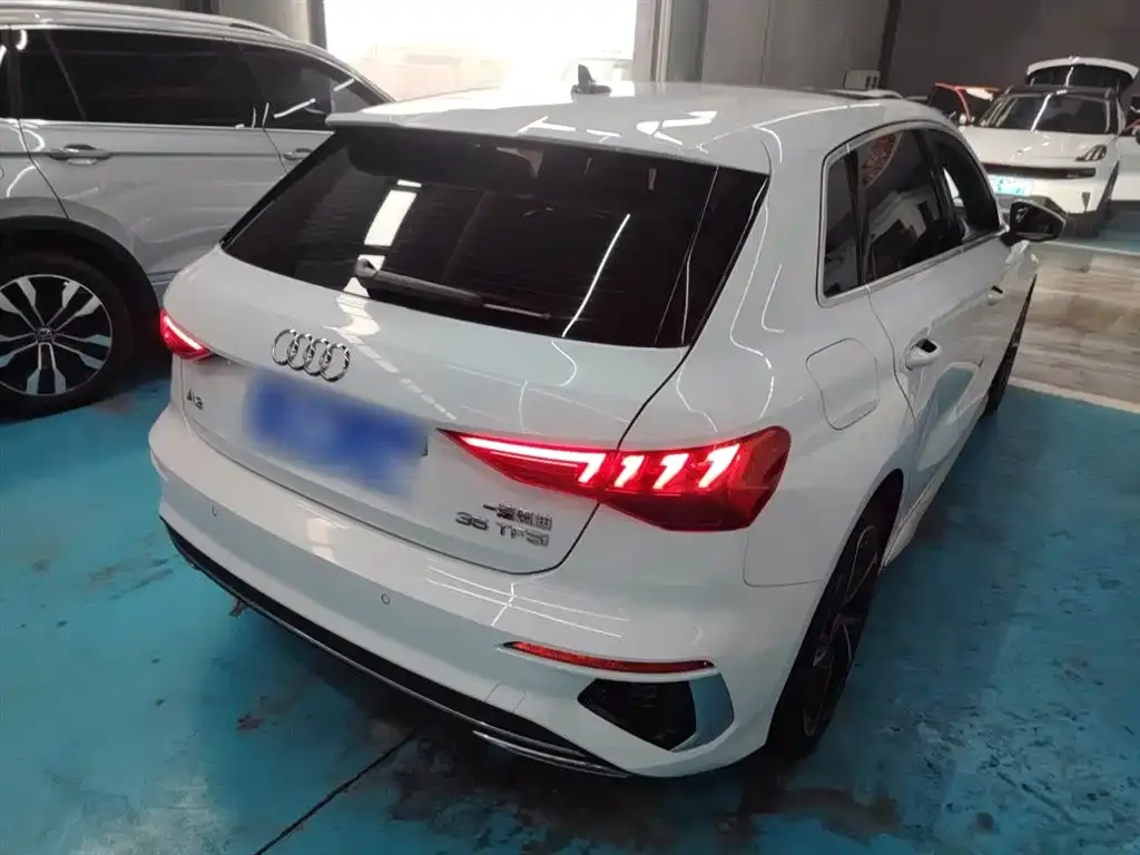 Audi A3 2024 из CN, фото 3