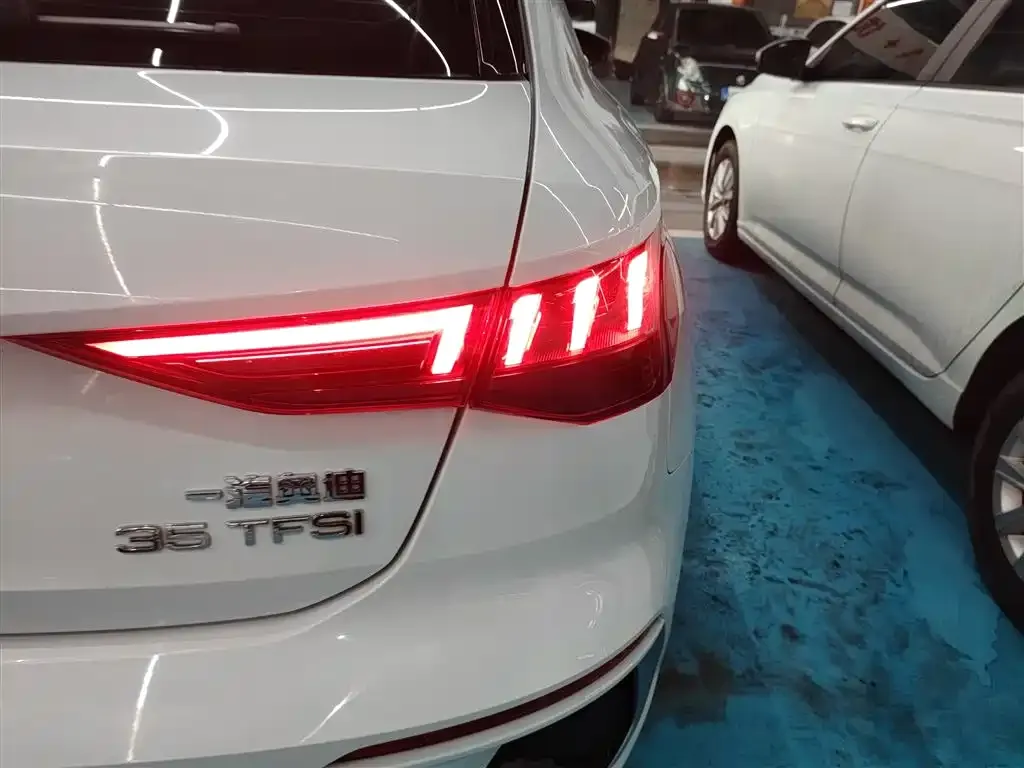 Audi A3 2024 из CN, фото 6