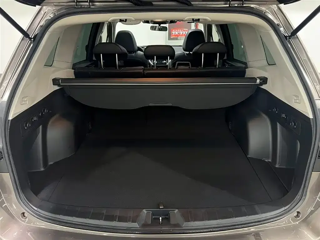 Subaru Forester 2022 из CN, фото 9