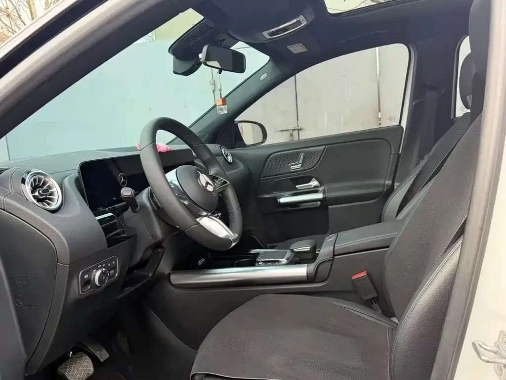 Mercedes-Benz GLA 2024 из CN, фото 7