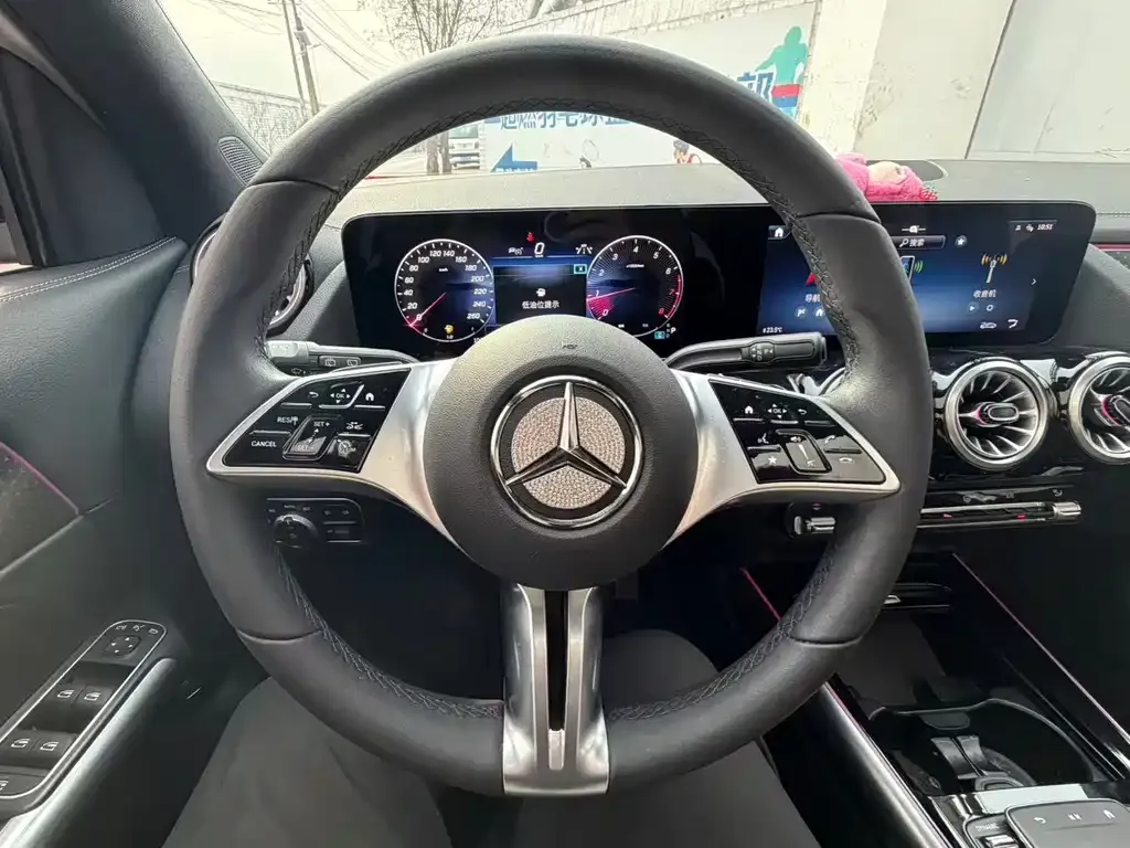 Mercedes-Benz GLA 2024 из CN, фото 6