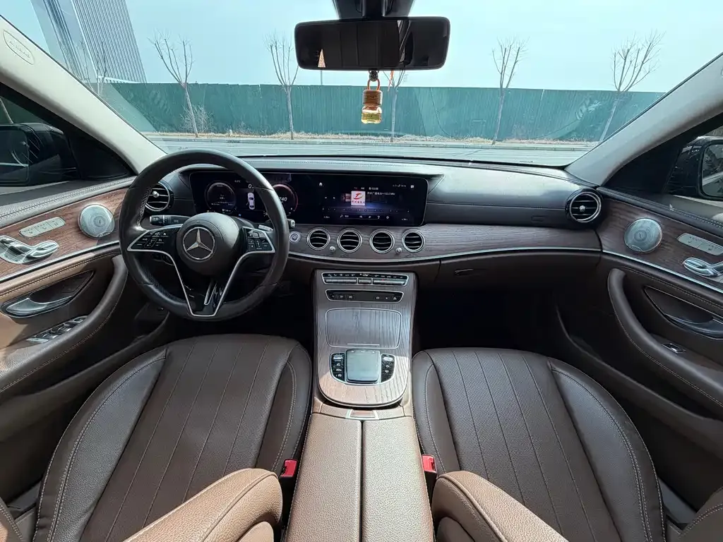 Mercedes-Benz E-Class 2023 из CN, фото 4