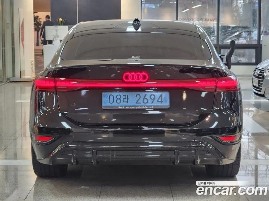 Audi A6 e-Tron 2025 из KR, фото 10