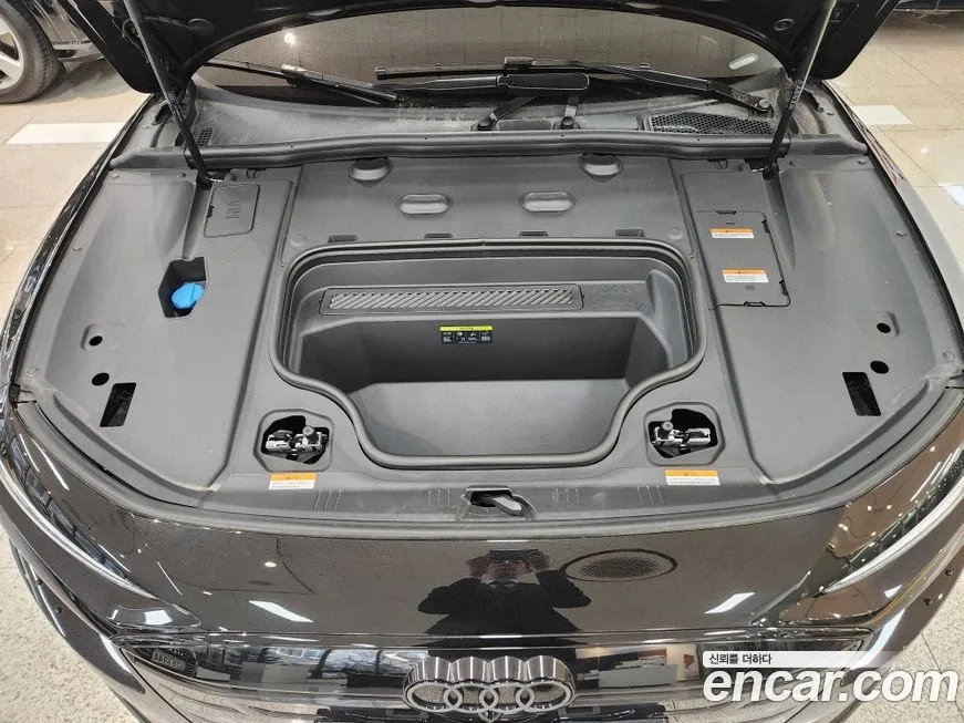 Audi A6 e-Tron 2025 из KR, фото 5