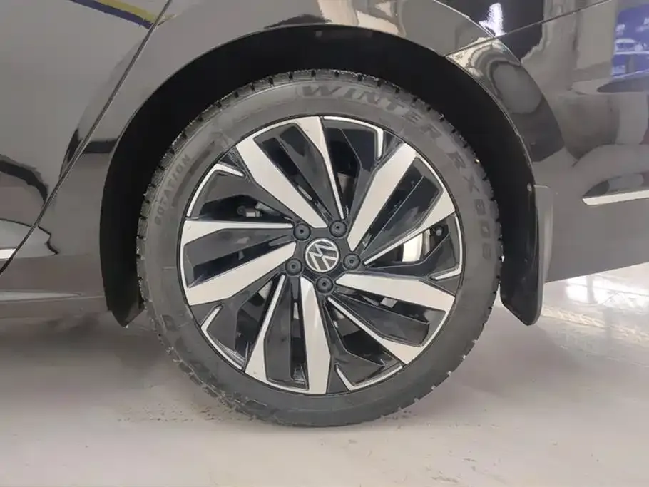 Volkswagen Passat 2022 из CN, фото 3