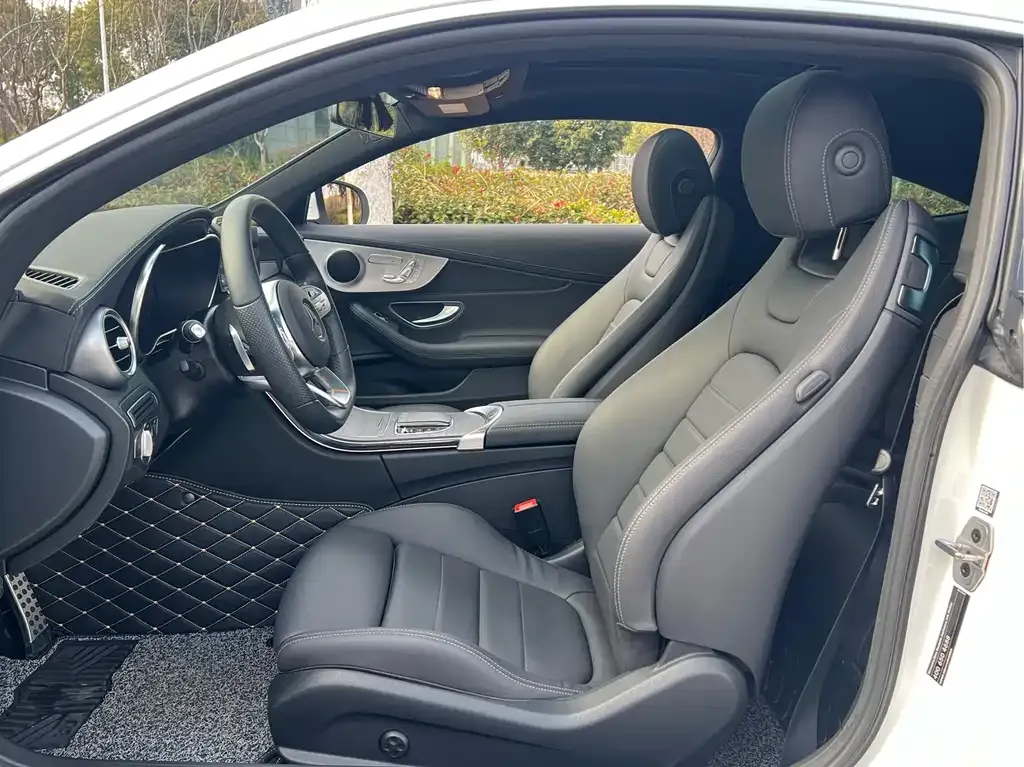 Mercedes-Benz C-Class (Import) — фото 2