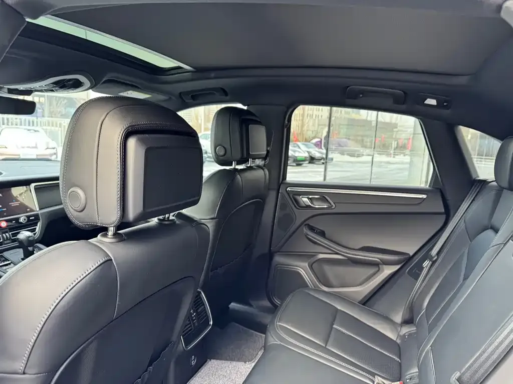 Porsche Macan 2026 из CN, фото 4