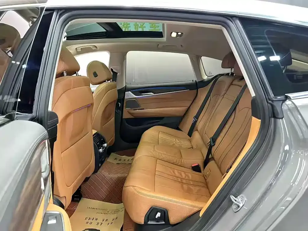 BMW 6 Series GT 2021 из CN, фото 7