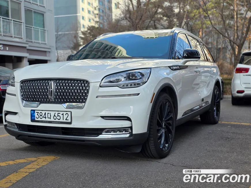 Lincoln Aviator