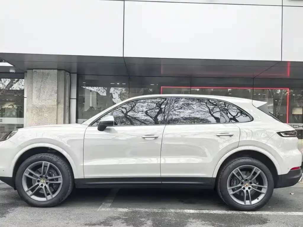 Porsche Cayenne 2024 из CN, фото 8