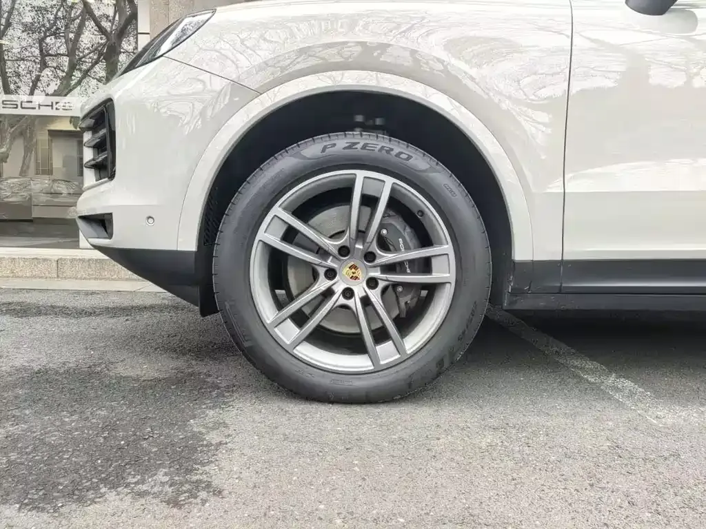 Porsche Cayenne 2024 из CN, фото 4