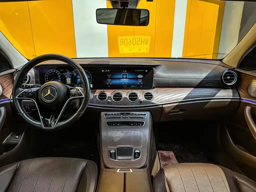 Mercedes-Benz E-Class 2023 из CN, фото 9