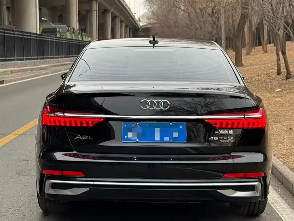 Audi A6L 2025 из CN, фото 9