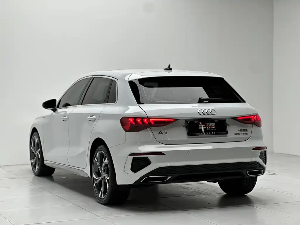 Audi A3 2021 из CN, фото 8