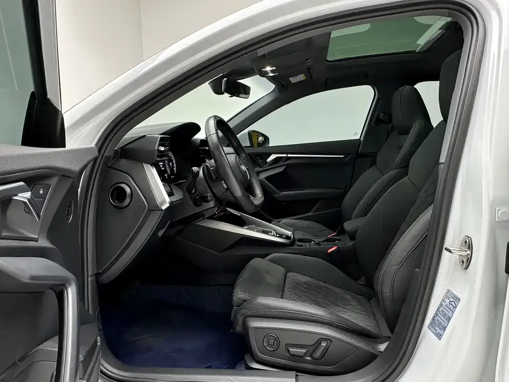Audi A3 2021 из CN, фото 9