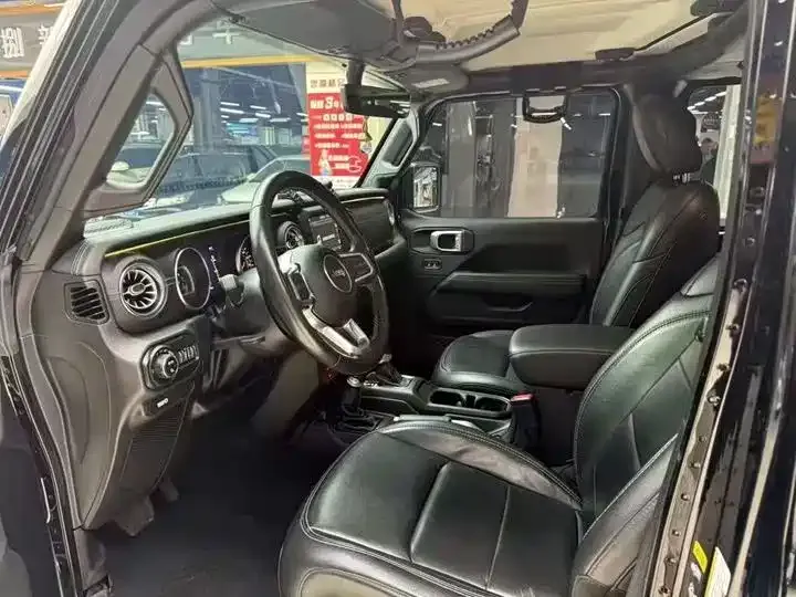 Jeep Gladiator 2022 из CN, фото 9