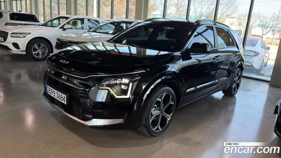 Kia Niro — фото 1