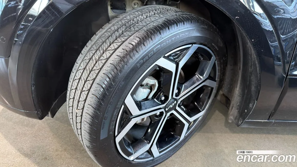 Kia Niro — фото 10