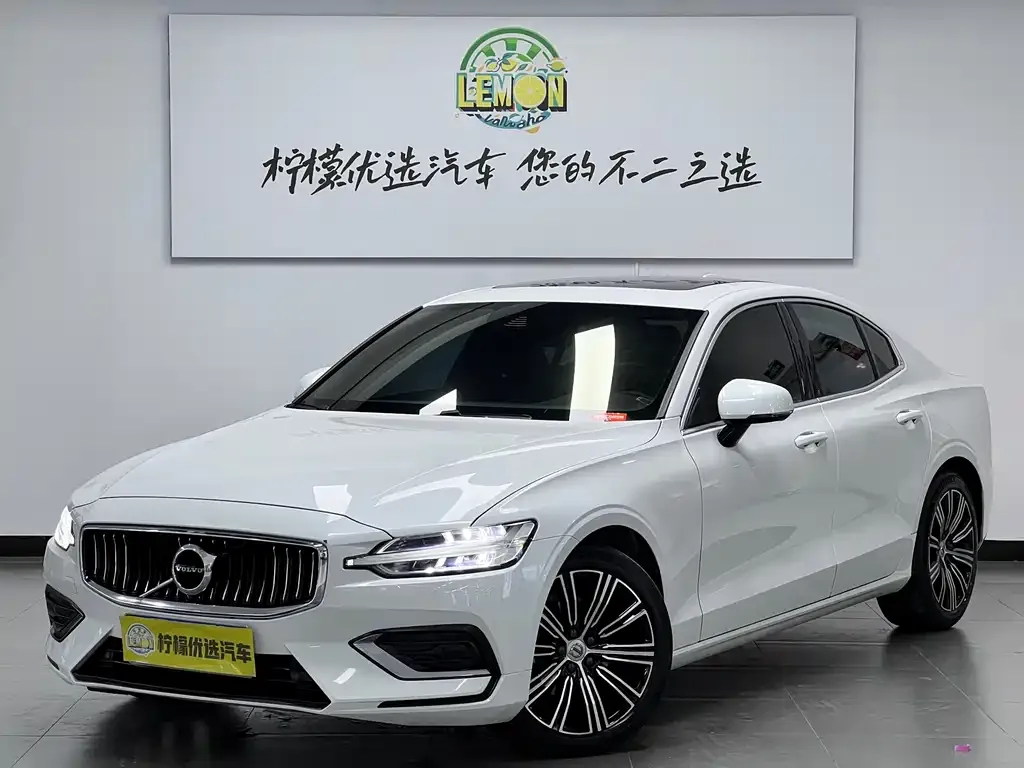 Volvo S60 2021 из CN, фото 1