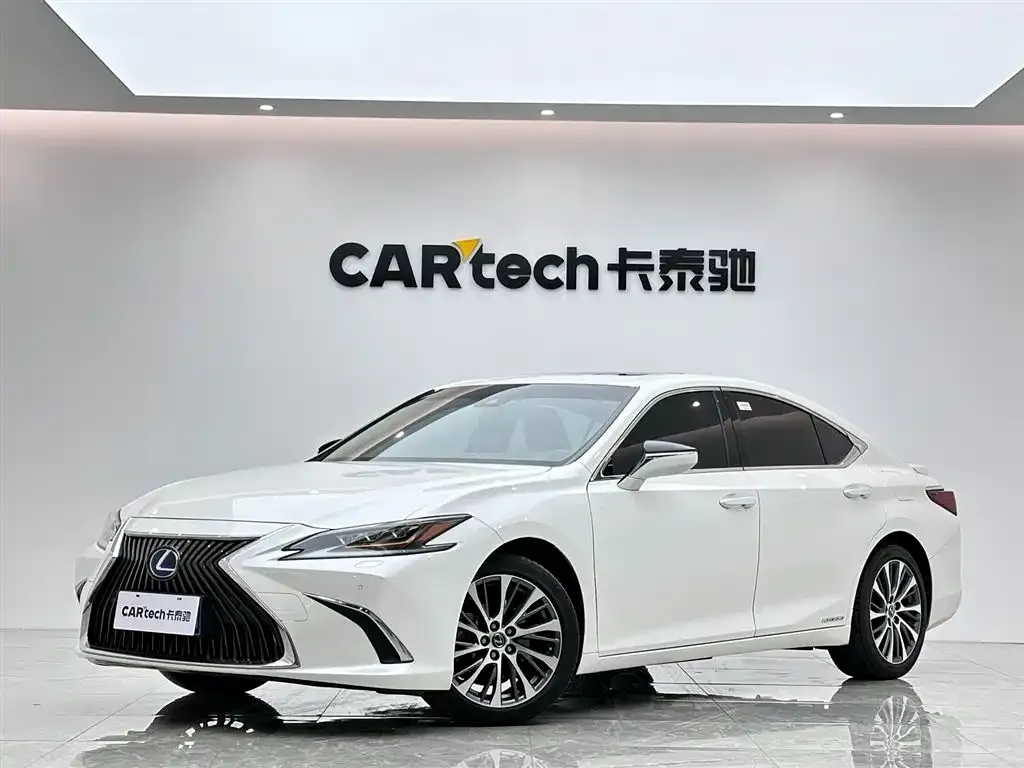 Lexus ES 2021 из CN, фото 1