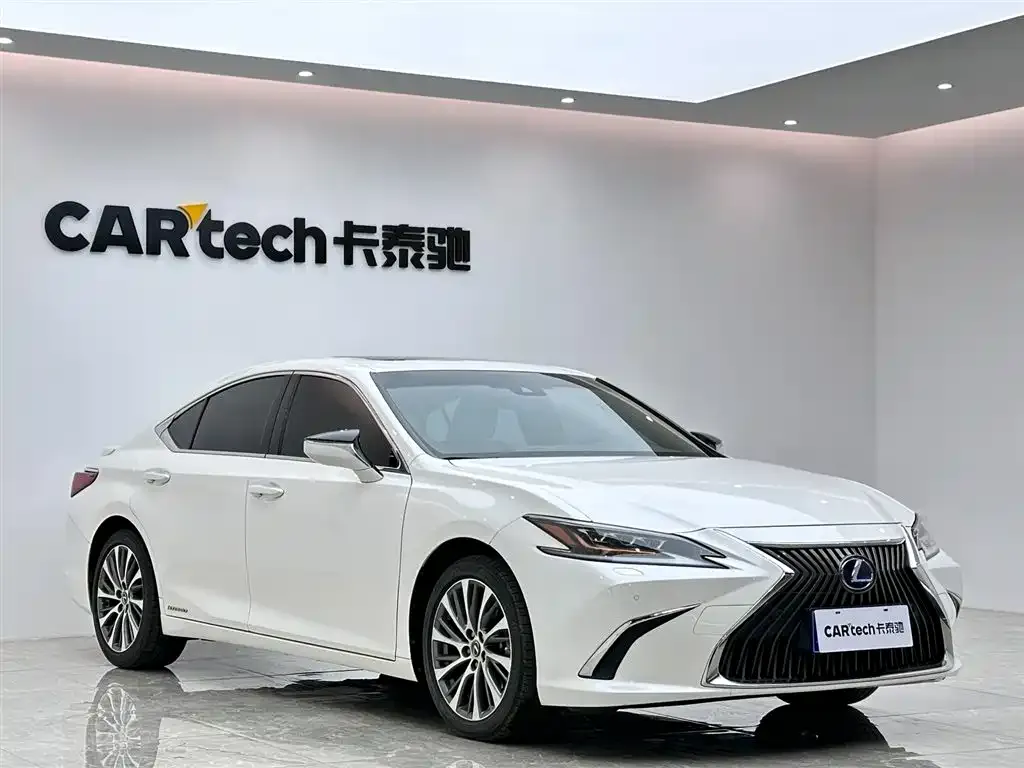 Lexus ES 2021 из CN, фото 7
