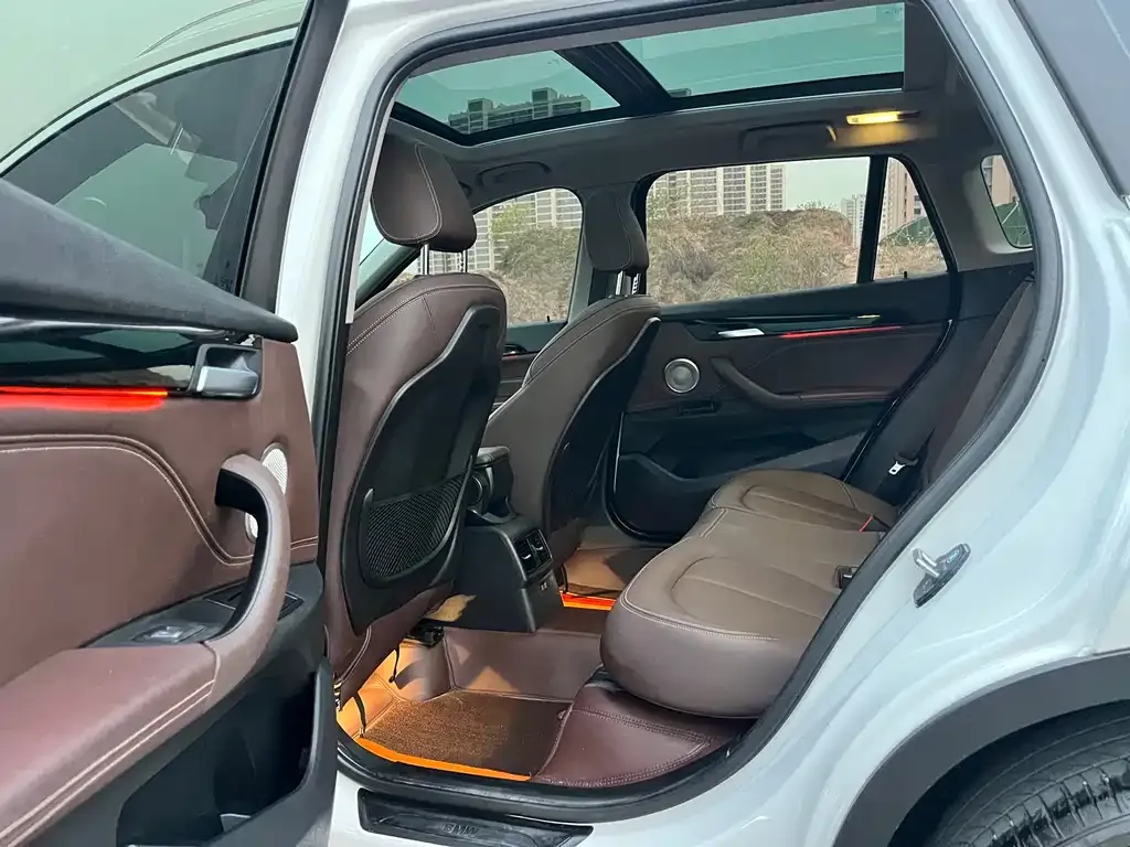 BMW X1 2023 из CN, фото 2