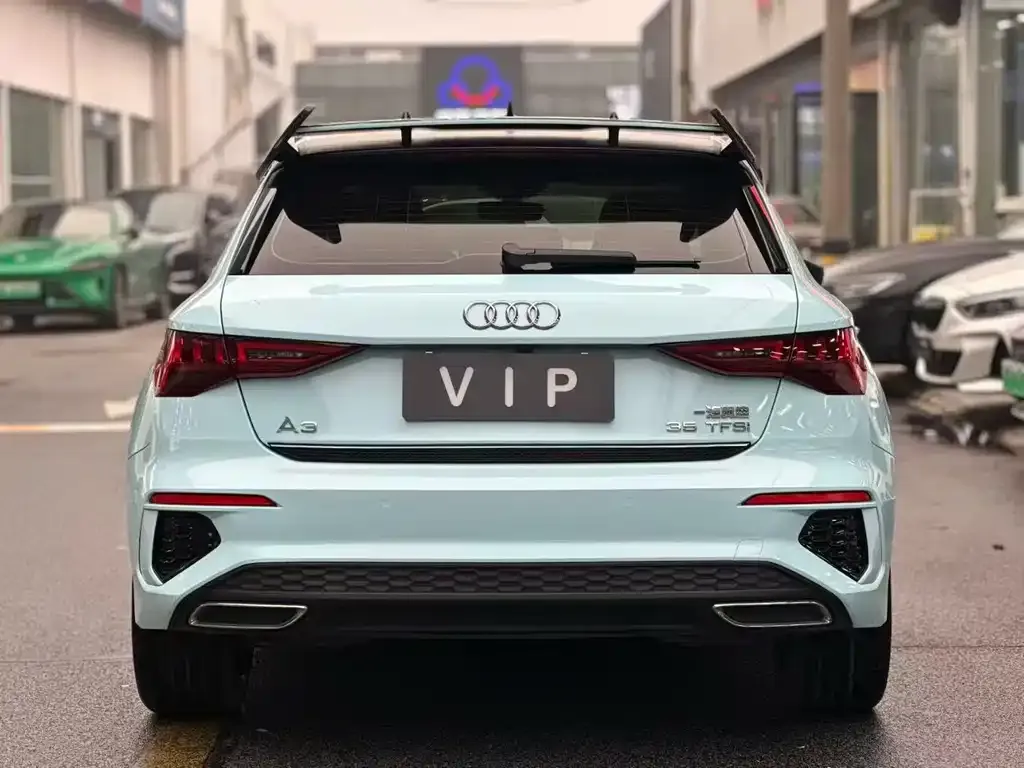 Audi A3 2023 из CN, фото 4