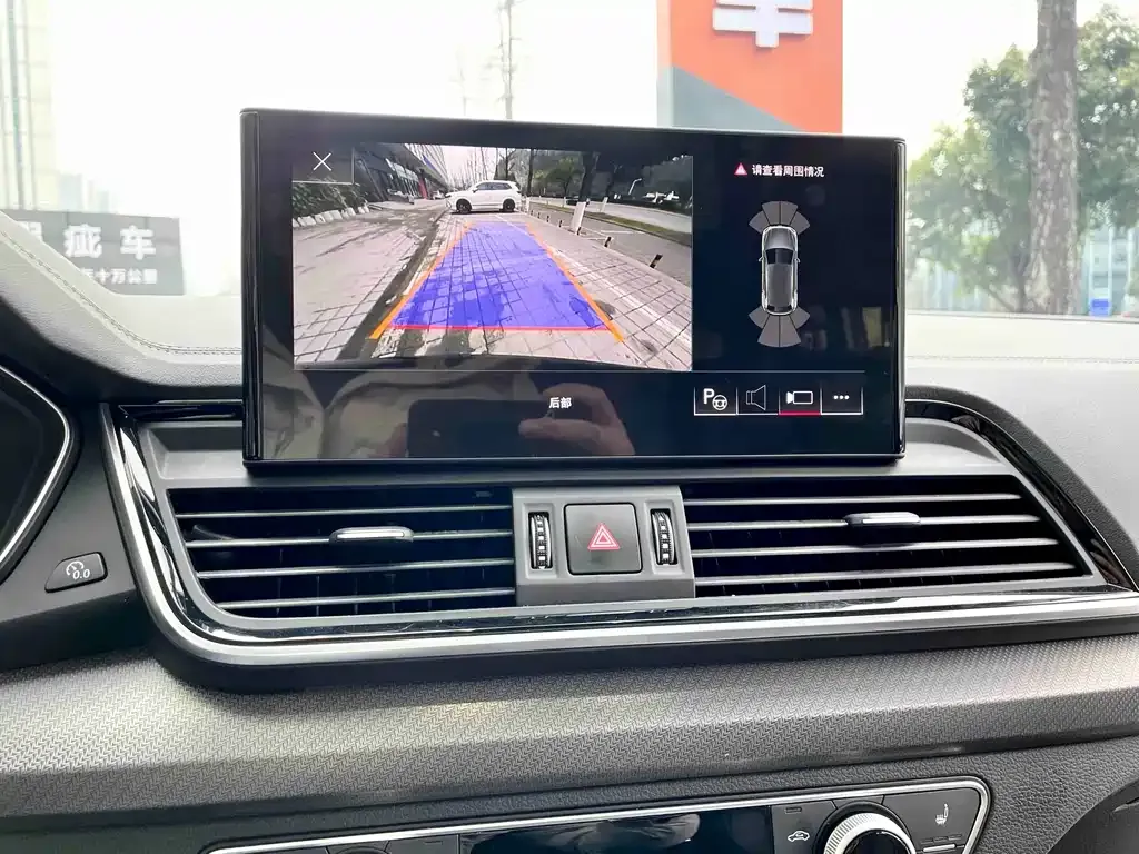 Audi Q5L 2022 из CN, фото 9